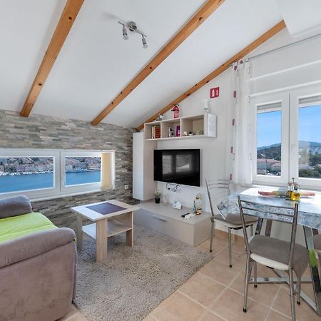 Apartments Joni Cikat Mali Losinj Exterior photo