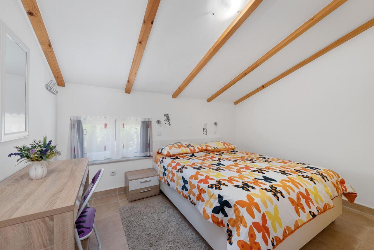 Apartments Joni Cikat Mali Losinj Exterior photo