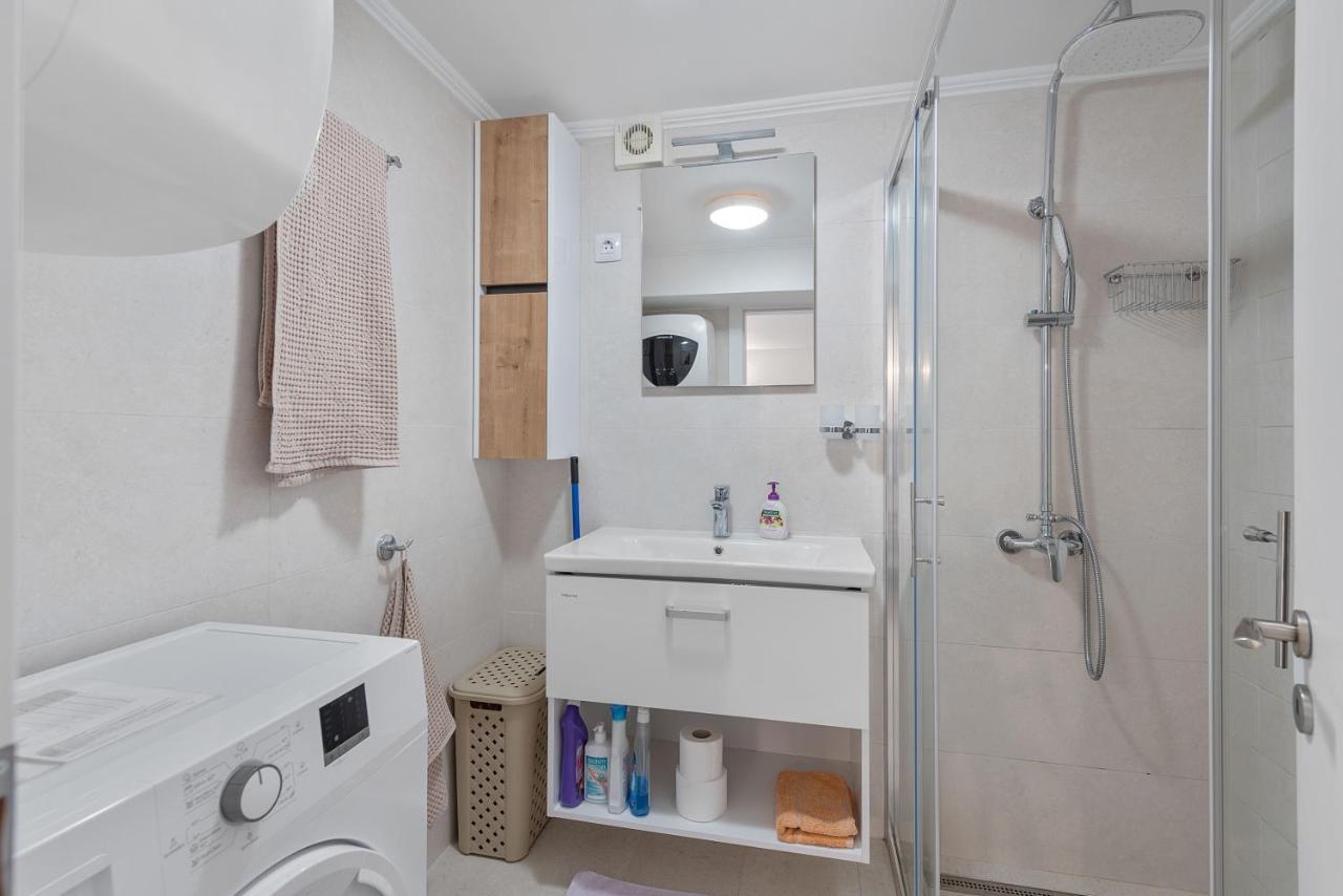 Apartments Joni Cikat Mali Losinj Exterior photo
