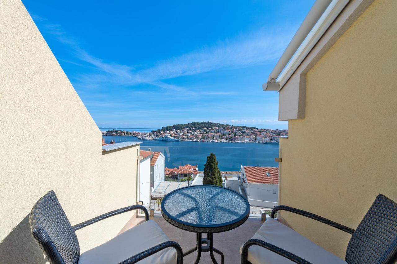 Apartments Joni Cikat Mali Losinj Exterior photo